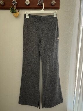 Vuori Charcoal Gray Flare Leggings